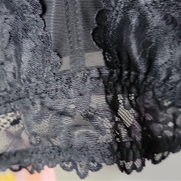 SEXY! SAVAGE X FENTY Black Bralette - Picture 11 of 13